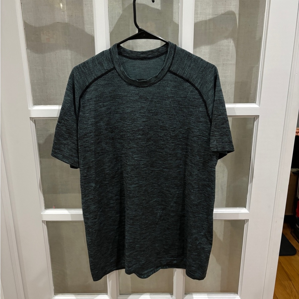 Lululemon Metal Vent Tech Tee